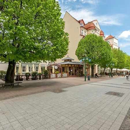 Dom & House - Monte Cassino Center アパート *