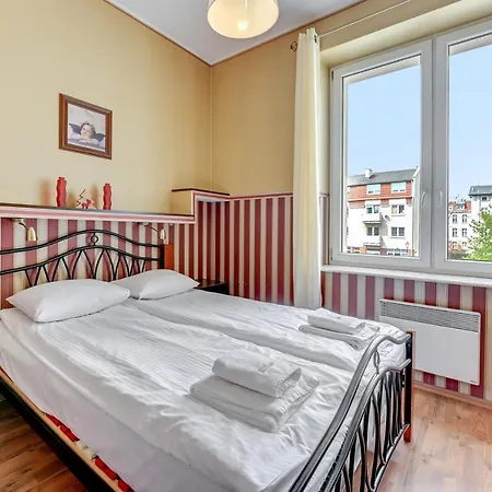 Dom & House - Monte Cassino Center Apartamento *