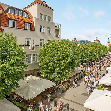 Dom & House - Monte Cassino Center ソポト