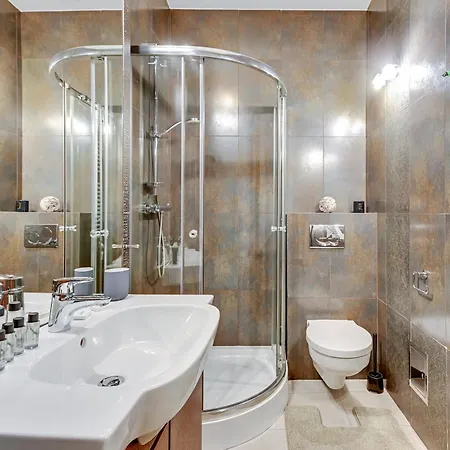 Dom & House - Monte Cassino Center Apartamento *