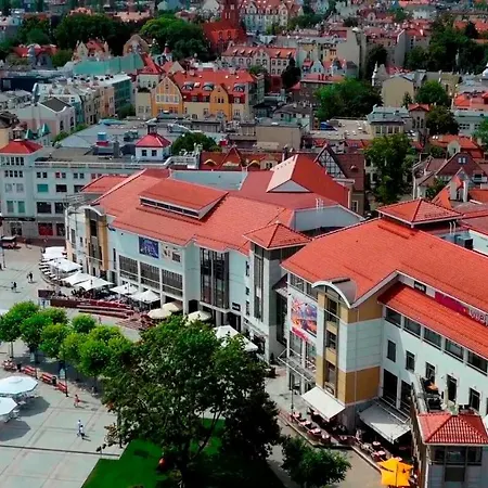 アパート Dom & House - Monte Cassino Center ソポト