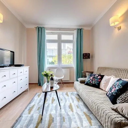 Dom & House - Monte Cassino Center アパート ソポト